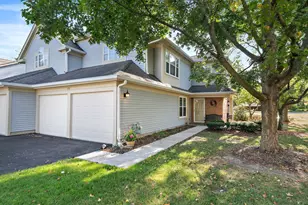 133 White Branch S Ct, Schaumburg, IL 60194 - Photo 1