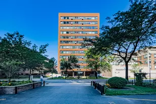 6118 N Sheridan Rd, Chicago, IL 60660 - Photo 1