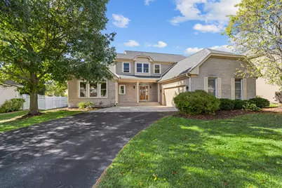 374 Waverly Drive, Mundelein, IL 60060 - Photo 1