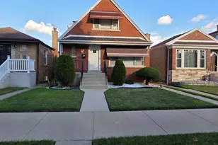 10617 S Prairie Ave, Chicago, IL 60628 - Photo 1