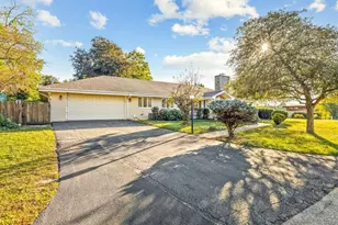 218 Shore Ln, Rockton, IL 61072 - Photo 1