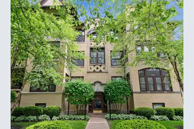 300 N Oak Park Avenue #1, Oak Park, IL 60302 - Photo 1