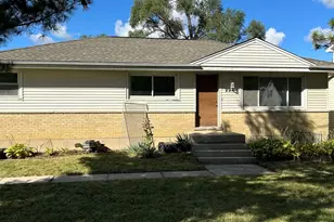 294 Oak Ave, Wood Dale, IL 60191 - Photo 1