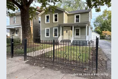 548 E New York Street, Aurora, IL 60505 - Photo 1