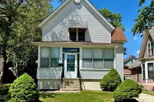 370 North St, Elgin, IL 60120 - Photo 1