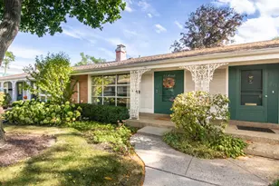 713 Carriage Hill Dr, Glenview, IL 60025 - Photo 1