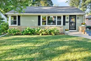 528 E Washington St, Lombard, IL 60148 - Photo 1