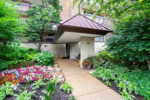 3801 Mission Hills Rd, Northbrook, IL 60062 - Photo 1