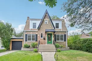 135 Northgate Rd, Riverside, IL 60546 - Photo 1