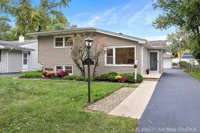 596 Lowden Avenue, Glen Ellyn, IL 60137 - Photo 1