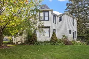 202 Hickory St, New Lenox, IL 60451 - Photo 1