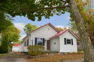 614 2nd Ave, Ottawa, IL 61350 - Photo 1