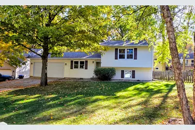 4 Palm Court, Bloomington, IL 61701 - Photo 1