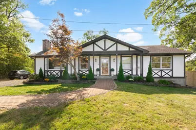 17W201 Red Oak Avenue, Addison, IL 60101 - Photo 1