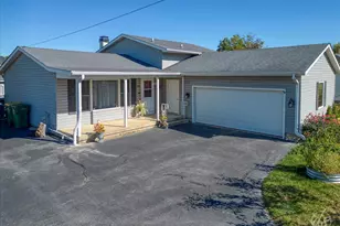 115 W South St, Kirkland, IL 60146 - Photo 1