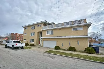 8701 S Sacramento Avenue #2NW, Evergreen Park, IL 60805 - Photo 1