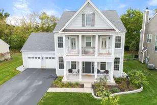 3689 Thornhill Dr, Elgin, IL 60124 - Photo 1