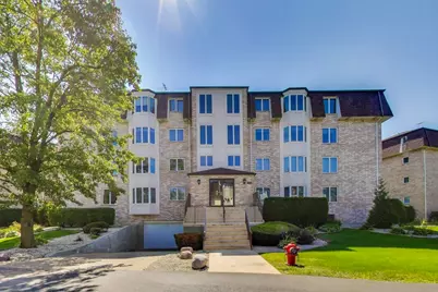 3640 186th Street #204, Lansing, IL 60438 - Photo 1