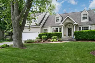 606 Greendale Rd, Glenview, IL 60025 - Photo 1