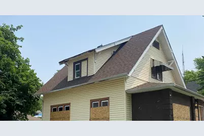 945 E Hickory Street, Kankakee, IL 60901 - Photo 1
