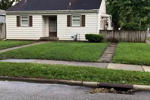 2828 Ridgeway Ave, Rockford, IL 61101 - Photo 1