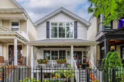 2226 W Barry Avenue, Chicago, IL 60618 - Photo 1