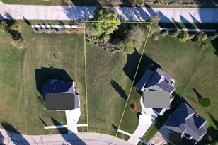 693 Greenfield Rd, Sugar Grove, IL 60554 - Photo 1