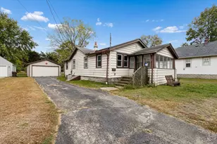 4815 Lexington Blvd, Loves Park, IL 61111 - Photo 1