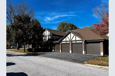 8216 Mulberry Court #8B, Palos Hills, IL 60465 - Photo 1