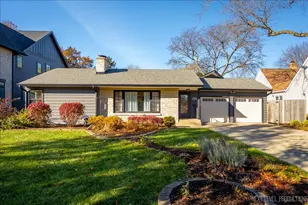 1017 S 6th St, Saint Charles, IL 60174 - Photo 1