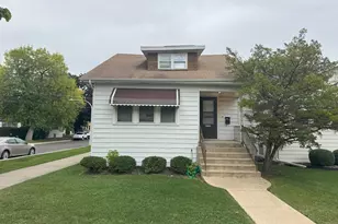 5757 N Mason Ave, Chicago, IL 60646 - Photo 1