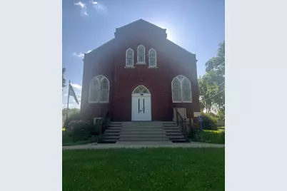 201 S College Street, Lincoln, IL 62656 - Photo 1