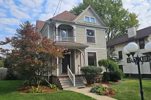 121 Paris Ave, Rockford, IL 61107 - Photo 1