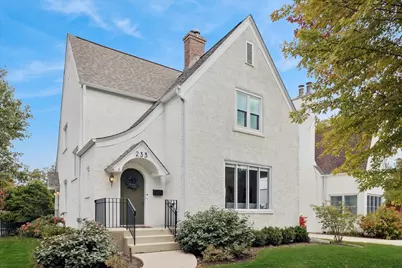 233 N Park Boulevard, Glen Ellyn, IL 60137 - Photo 1