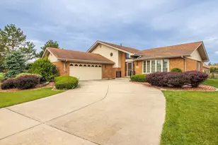 8548 Bethany Ln, Tinley Park, IL 60487 - Photo 1