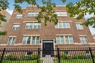 4511 S Lake Park Ave, Chicago, IL 60653 - Photo 1