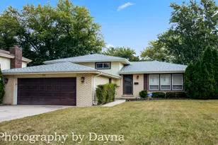 832 S Cheryl Ln, Kankakee, IL 60901 - Photo 1