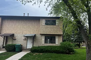 1602 Chippewa Trail, Wheeling, IL 60090 - Photo 1