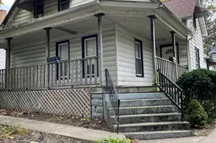 509 N Center St, Joliet, IL 60435 - Photo 1