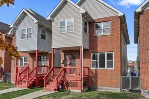 1506 E 72nd Pl, Chicago, IL 60619 - Photo 1