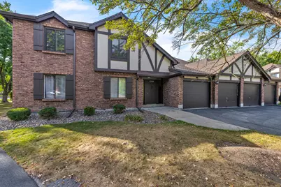 8255 Holly Court #25B, Palos Hills, IL 60465 - Photo 1