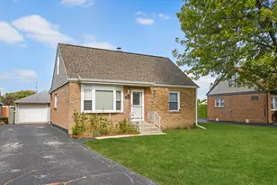 7828 Suburban Ln, Bridgeview, IL 60455 - Photo 1