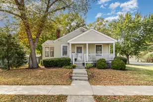 121 N Center St, Plano, IL 60545 - Photo 1