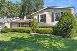 7843 Kensington Ln, Hanover Park, IL 60133 - Photo 1