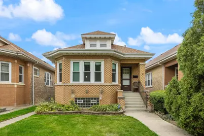2735 N Mango Avenue, Chicago, IL 60639 - Photo 1
