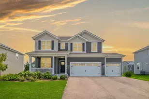 752 Kentshire Cir, Elgin, IL 60124 - Photo 1