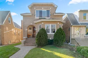 6049 W Roscoe St, Chicago, IL 60634 - Photo 1