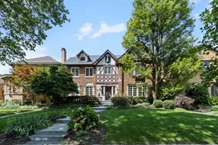 1143 Woodbine Ave, Oak Park, IL 60302 - Photo 1