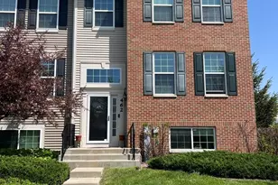 462 Town Center Blvd, Gilberts, IL 60136 - Photo 1