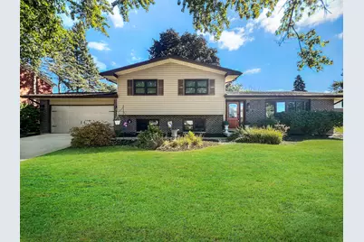 177 Cardinal Drive, Bloomingdale, IL 60108 - Photo 1